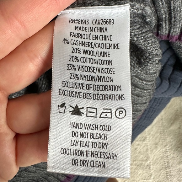 Robert Graham Gray Knit Braided Texture Men’s Sweater - Picture 7 of 9